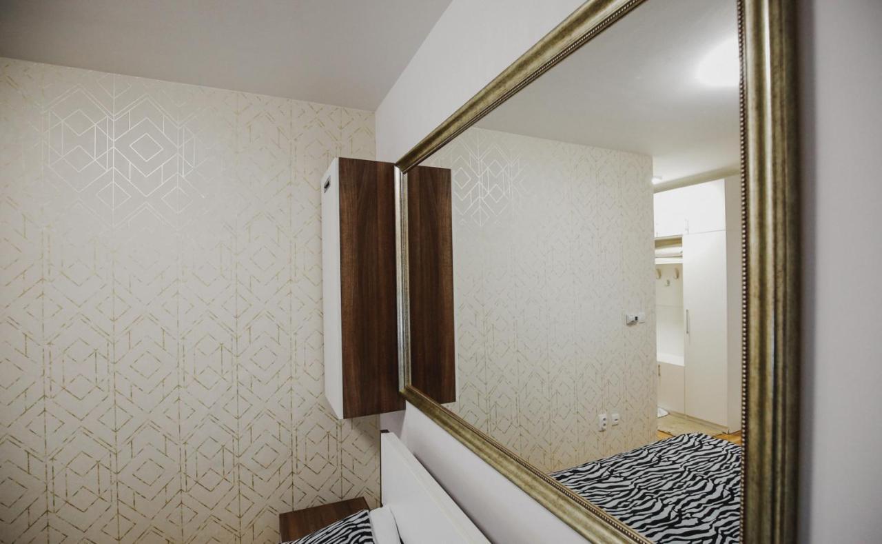 Prestige Apartment Gornji Milanovac Exterior foto